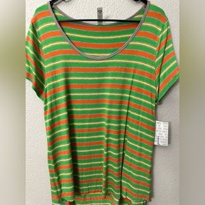 LuLaRoe Classic Tee
